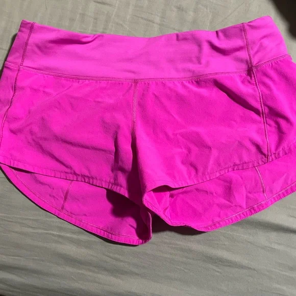 LuLuLemon Speed Up Shorts LR SZ6 2.5inch - Picture 2 of 3